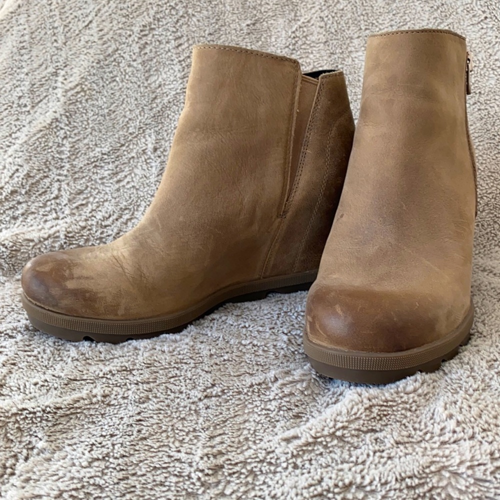 Sorel Joan of Arctic wedge II zip - size 8